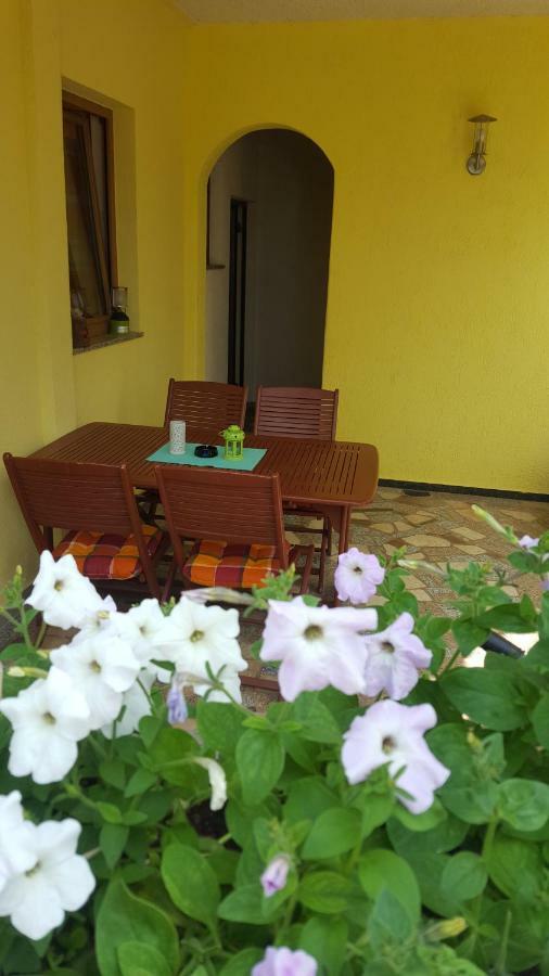 Apartments Ljubic Tar-Vabriga Екстер'єр фото