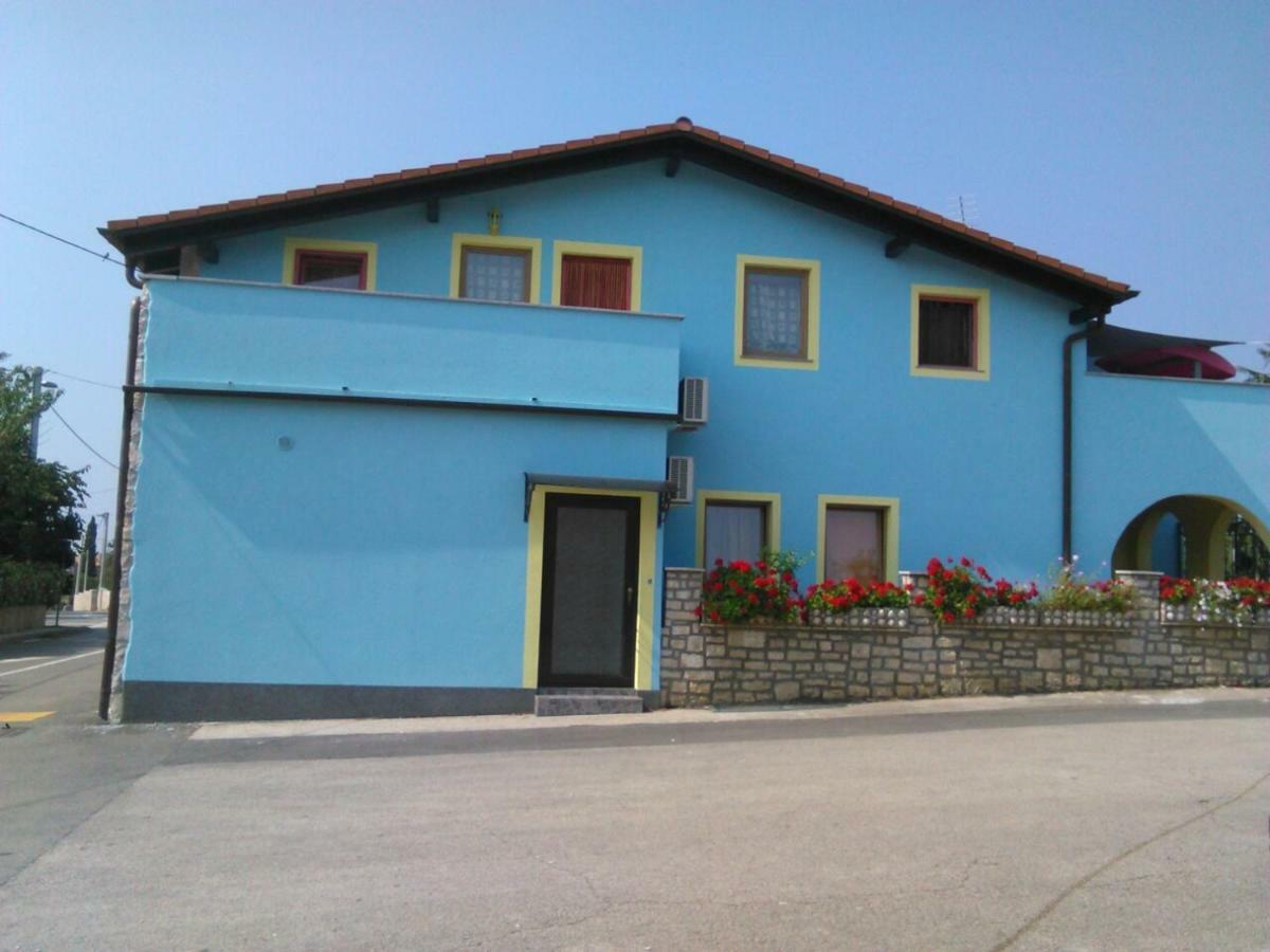 Apartments Ljubic Tar-Vabriga Екстер'єр фото